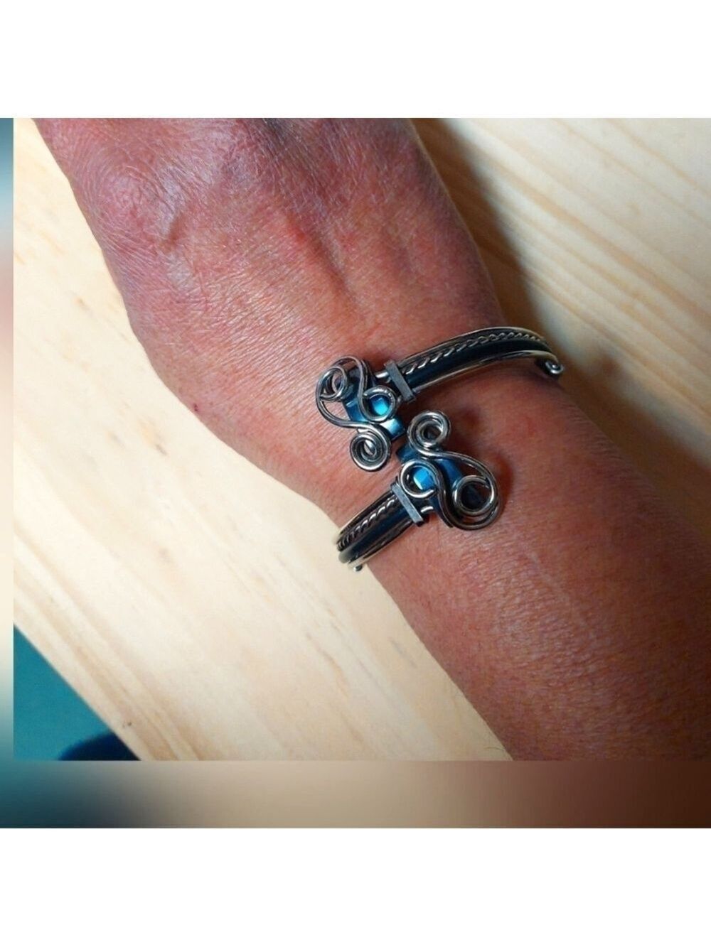 Unisex Wire-wrapped Leather Strands Bracelet